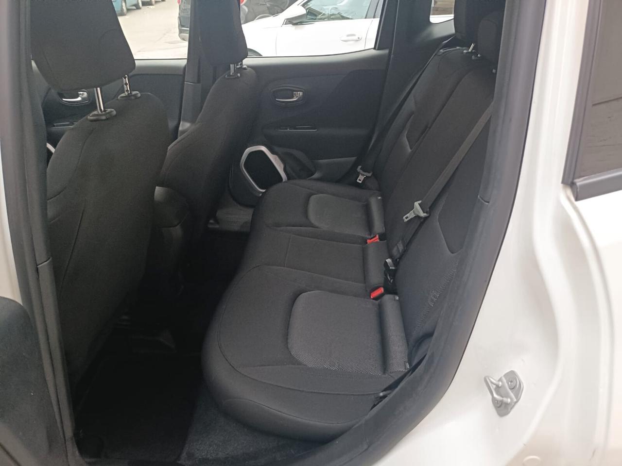 Jeep Renegade 1.6 Mjt Sport