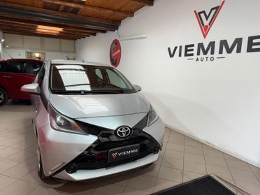 Toyota Aygo 1.0 VVT-i 69 CV 5 porte x-cool TSS