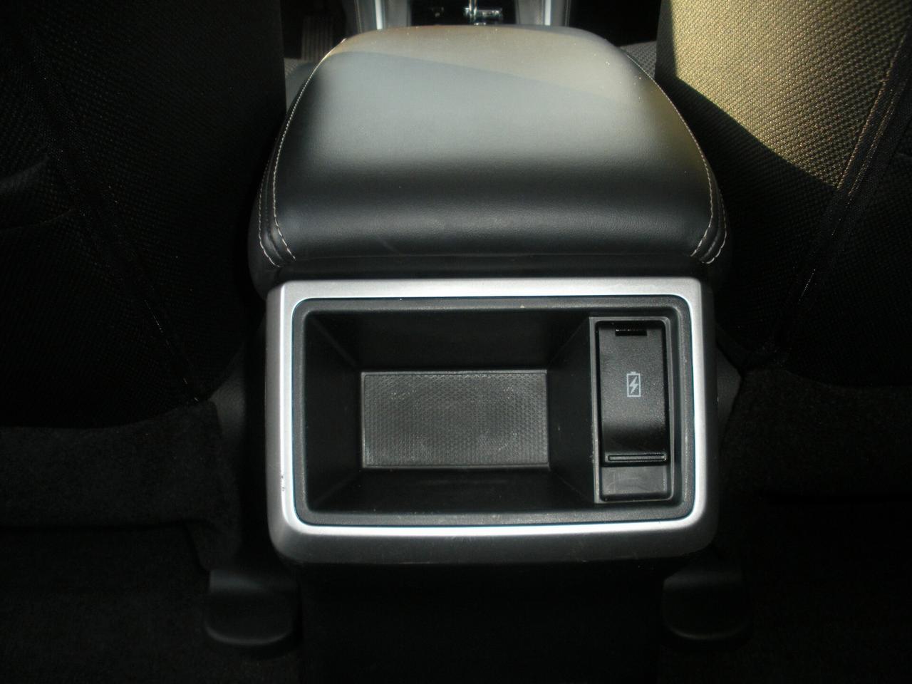 Mitsubishi L200 2.3 D Double Cab 4x4 Super Select Diamond aut.