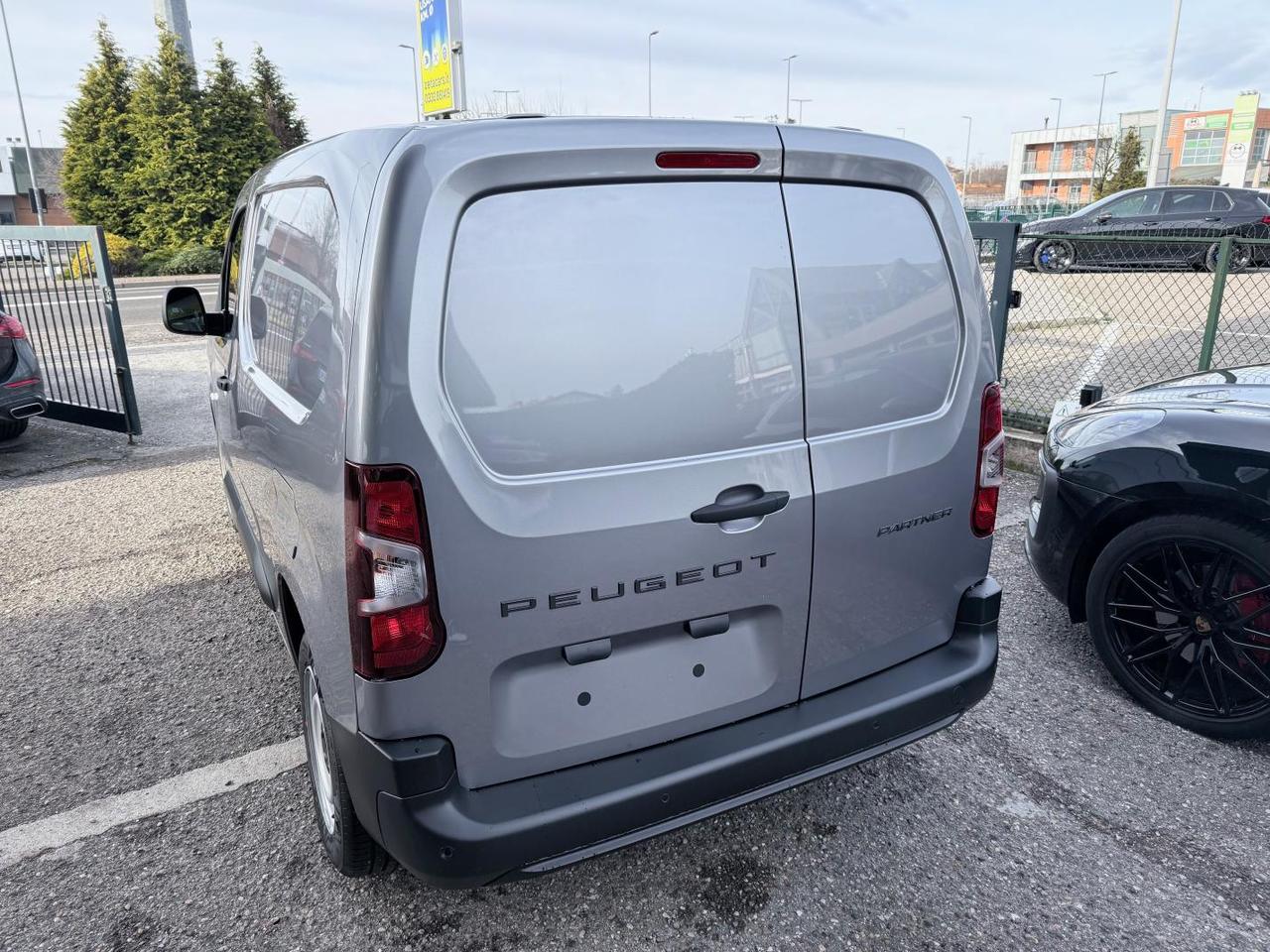 PEUGEOT Partner 1.5 diesel 100cv S&S L1 € 18900 + IVA