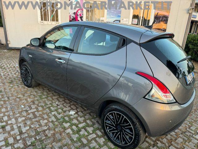 LANCIA Ypsilon 1.0 FireFly 5 porte S&S Hybrid Gold KM CERTIFICATI