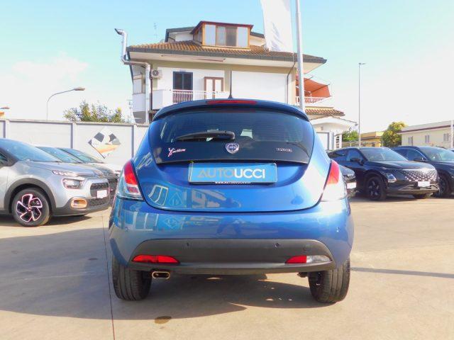 LANCIA Ypsilon 1.0 Hybrid Gold 70 CV