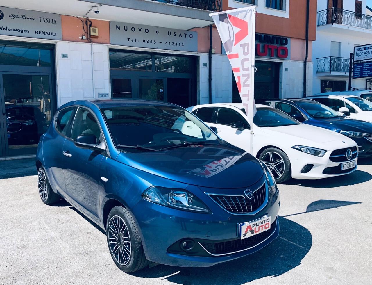 Lancia Ypsilon 1.0 5 porte S&S Hybrid Gold CARPLAY