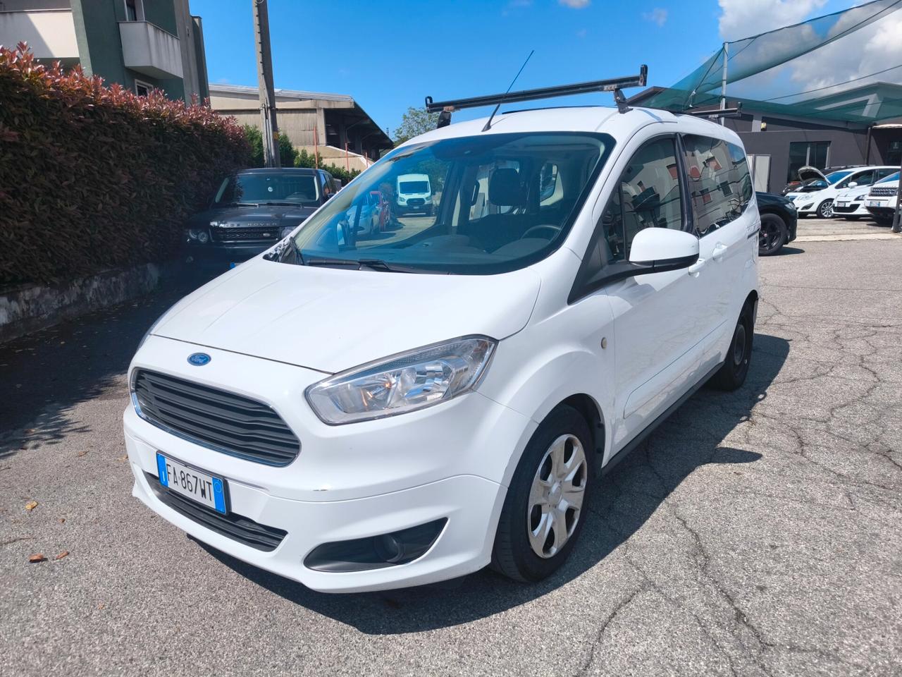 FORD TOURNEO COURIER 1,5 TDCI- EURO 6-OK NEOP.-AUTOCARRO 4 POSTI