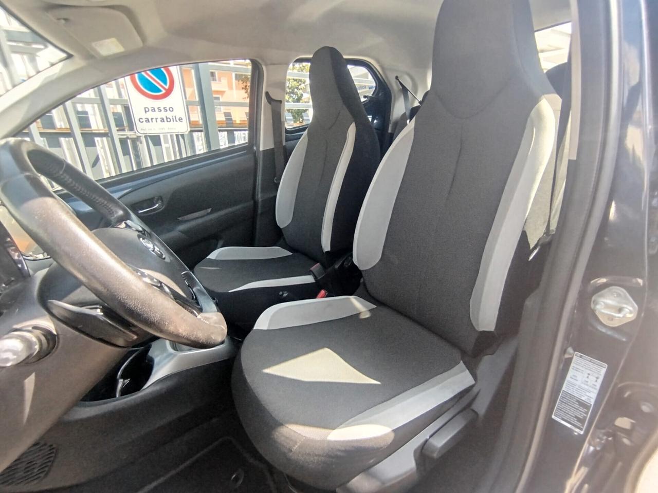 TOYOTA AYGO AUTOMATICA* PREZZO VERO* UNIPRO- KM CERTI