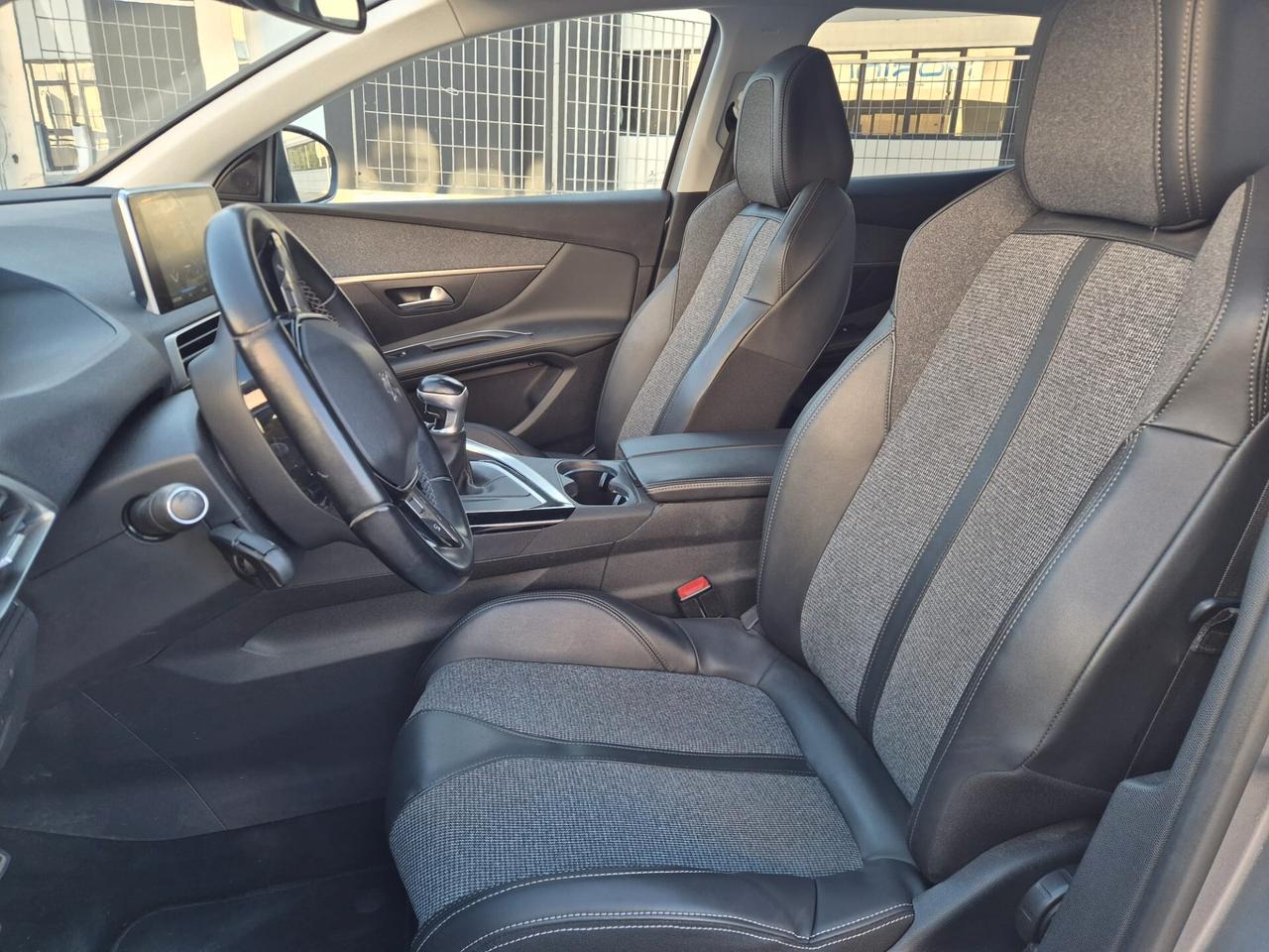 Peugeot 3008 BlueHDi 130 S&S Allure