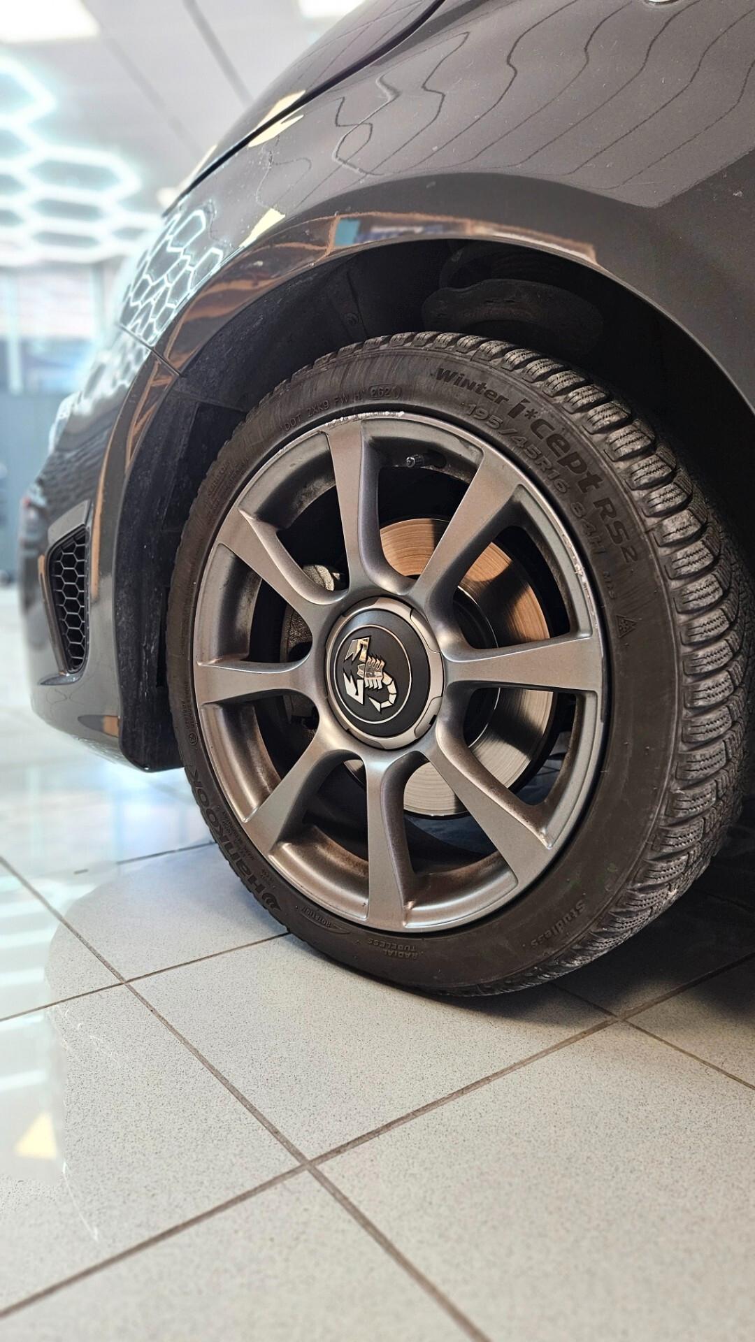 Abarth 595 1.4 Turbo T-Jet 145 CV