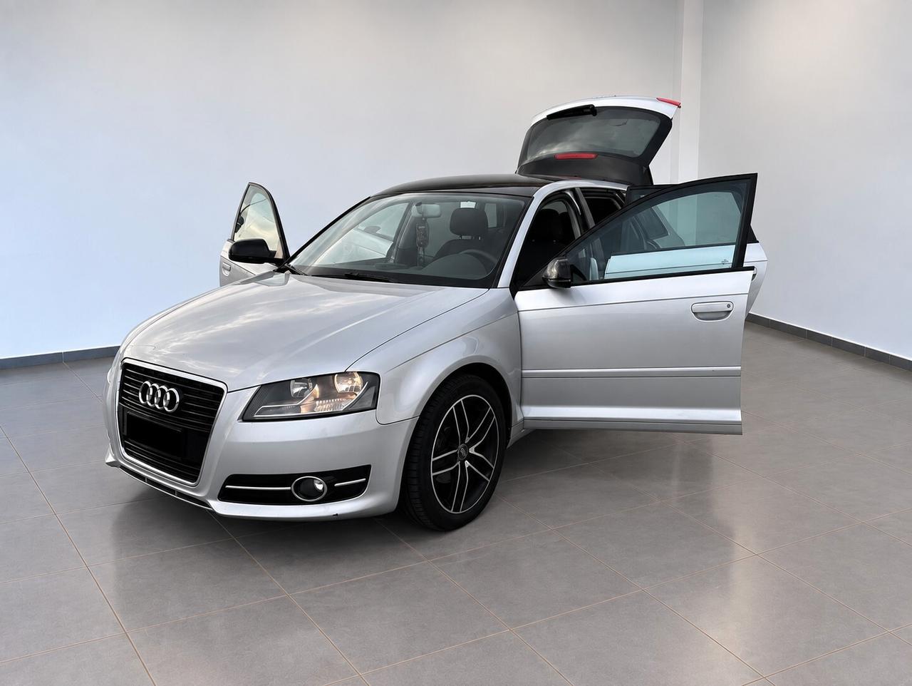 Audi A3 SPB 1.6 TDI 105 CV CR Ambition