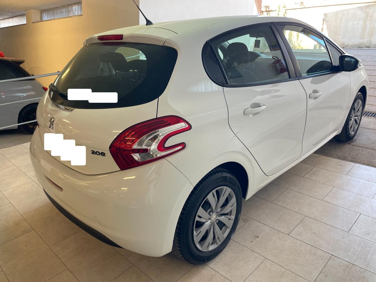 Peugeot 208 1.2 82 CV 61.000 KM! FULL DISTRIBUZIONE NEOPATENTATI