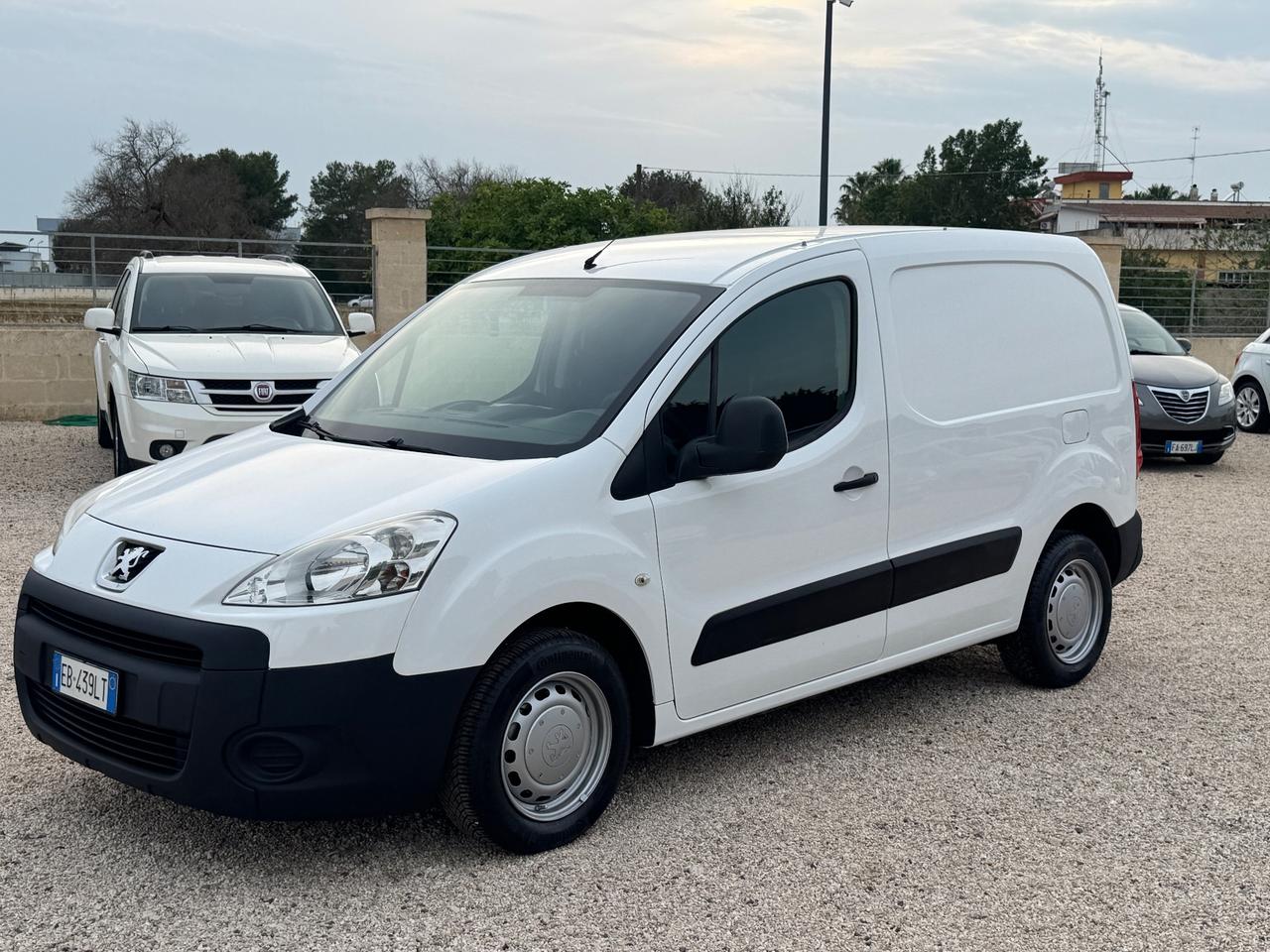 Citroen Berlingo 1.6 HDi Van 3 posti Club L1