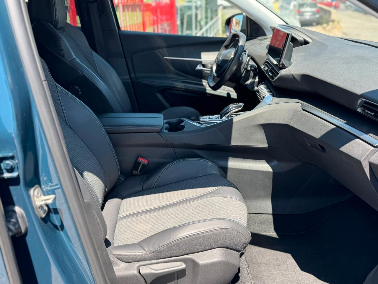 Peugeot 3008 allure Pack 1.5 131cv EAT8 Permute Garanzia Finanziamento