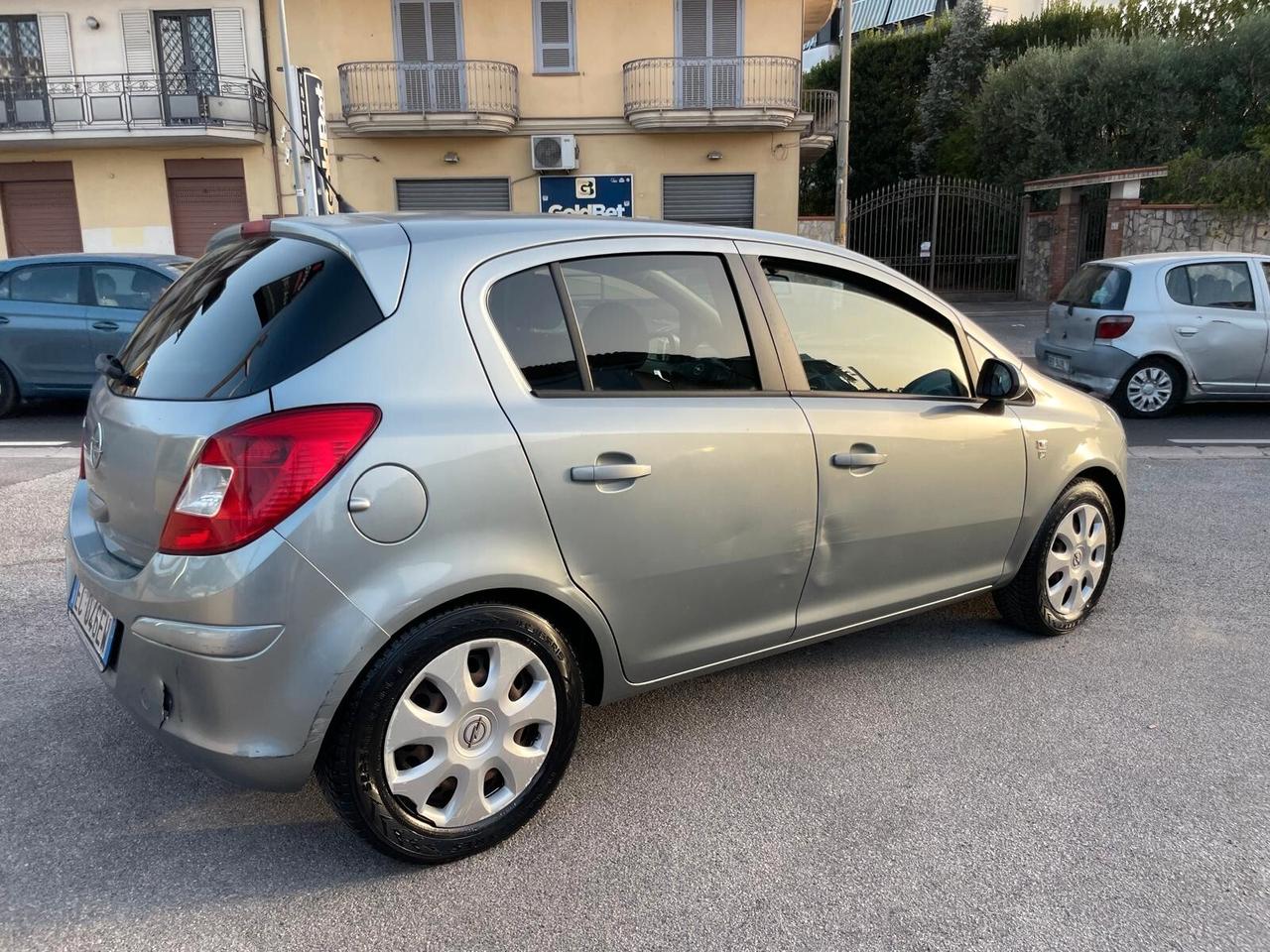 Opel Corsa 1.2 5 porte Edition