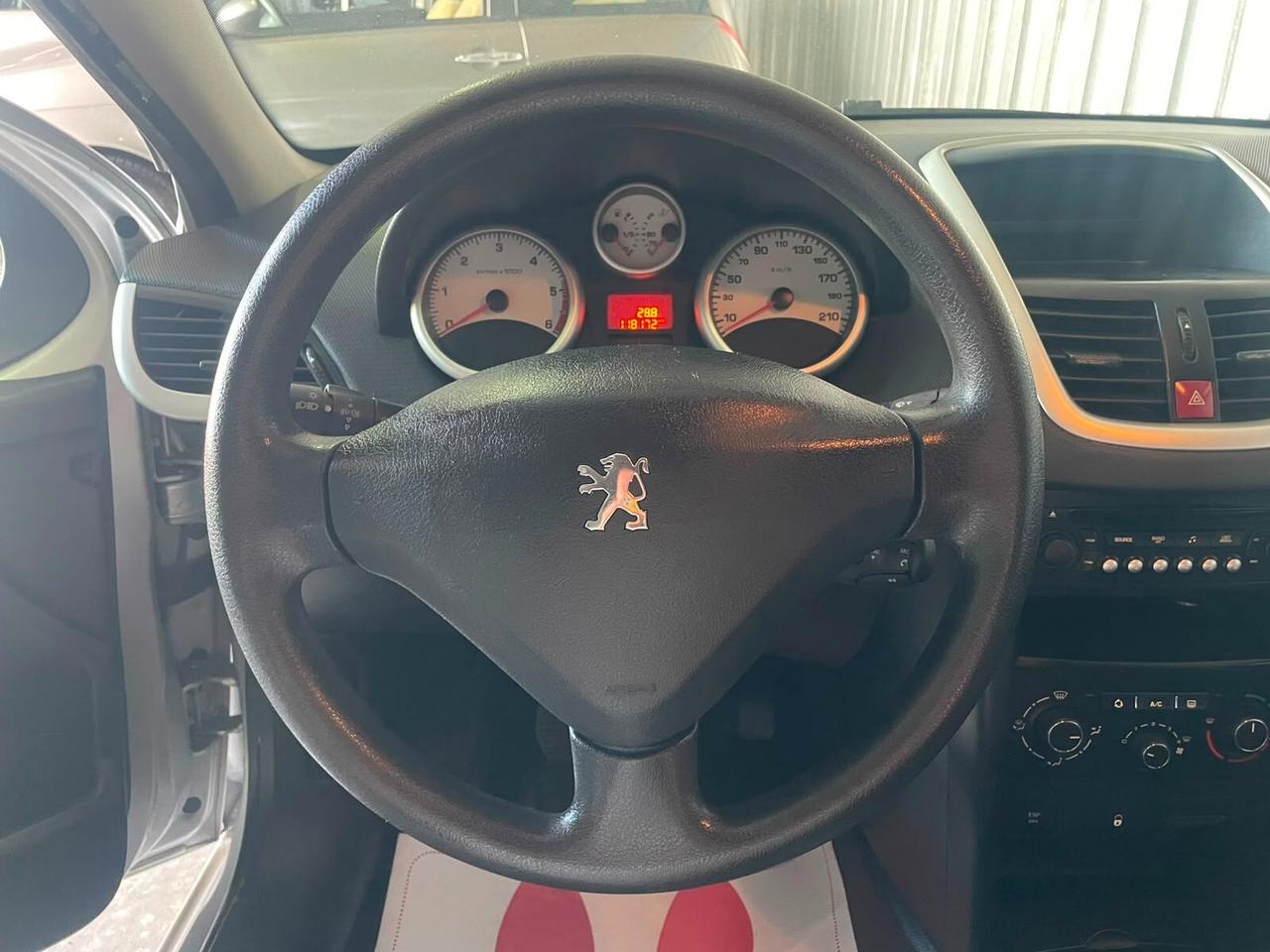 Peugeot 207 118.000 km NEOPATENTATI