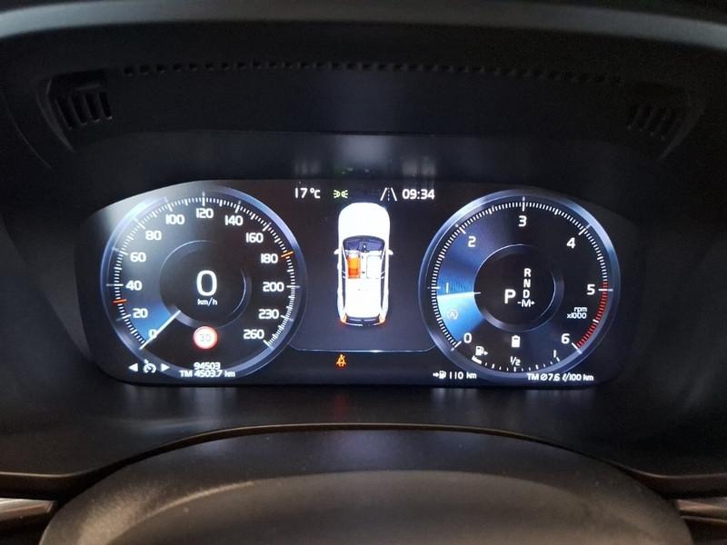 VOLVO XC60 B4 D AWD automatico Inscription