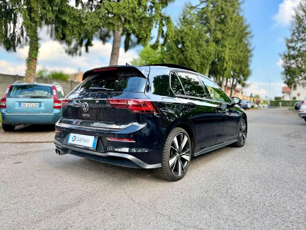 Volkswagen Golf 2.0 tdi GTD 200cv dsg