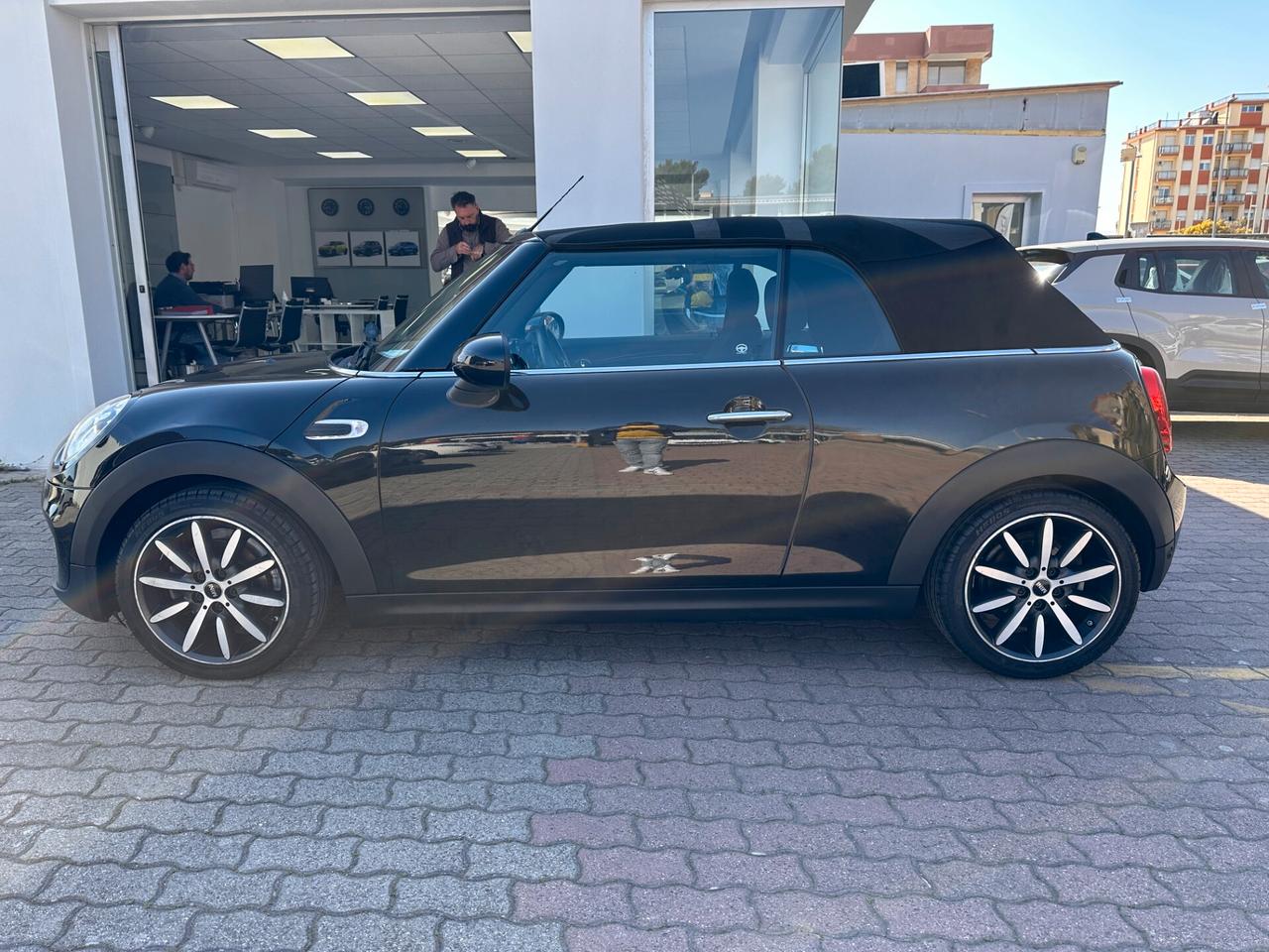 Mini 1.5 Cooper D Boost Cabrio