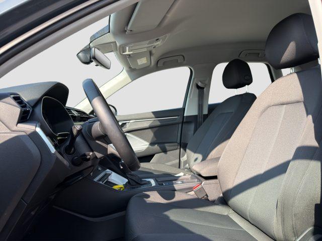 AUDI Q3 Q3 35 TDI S tronic Business Advanced