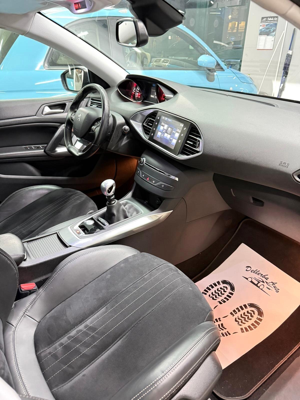 Peugeot 308 BlueHDi 120 S&S EAT6 SW Allure