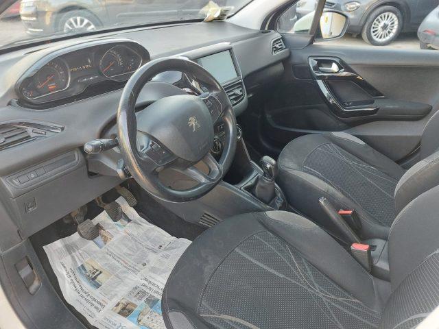 PEUGEOT 208 1.2 e-VTi 82CV