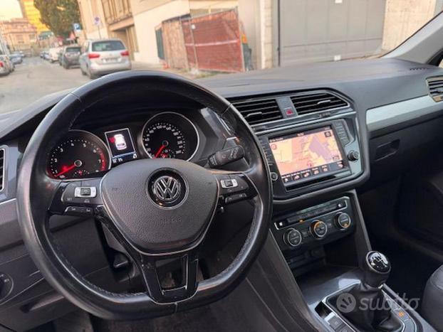 VOLKSWAGEN Tiguan 1.4 TSI Business BlueMotion Te