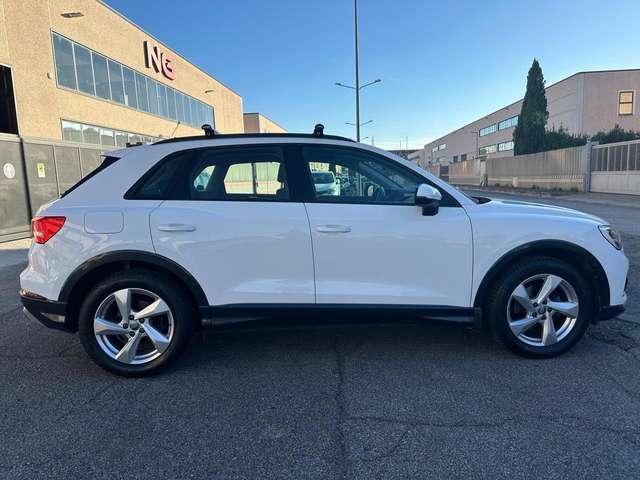 Audi Q3 35 TFSI Business