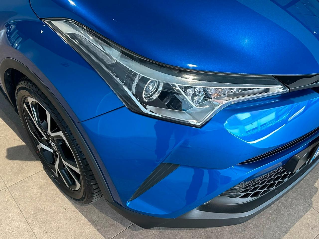 Toyota C-HR 1.8 Hybrid E-CVT Lounge