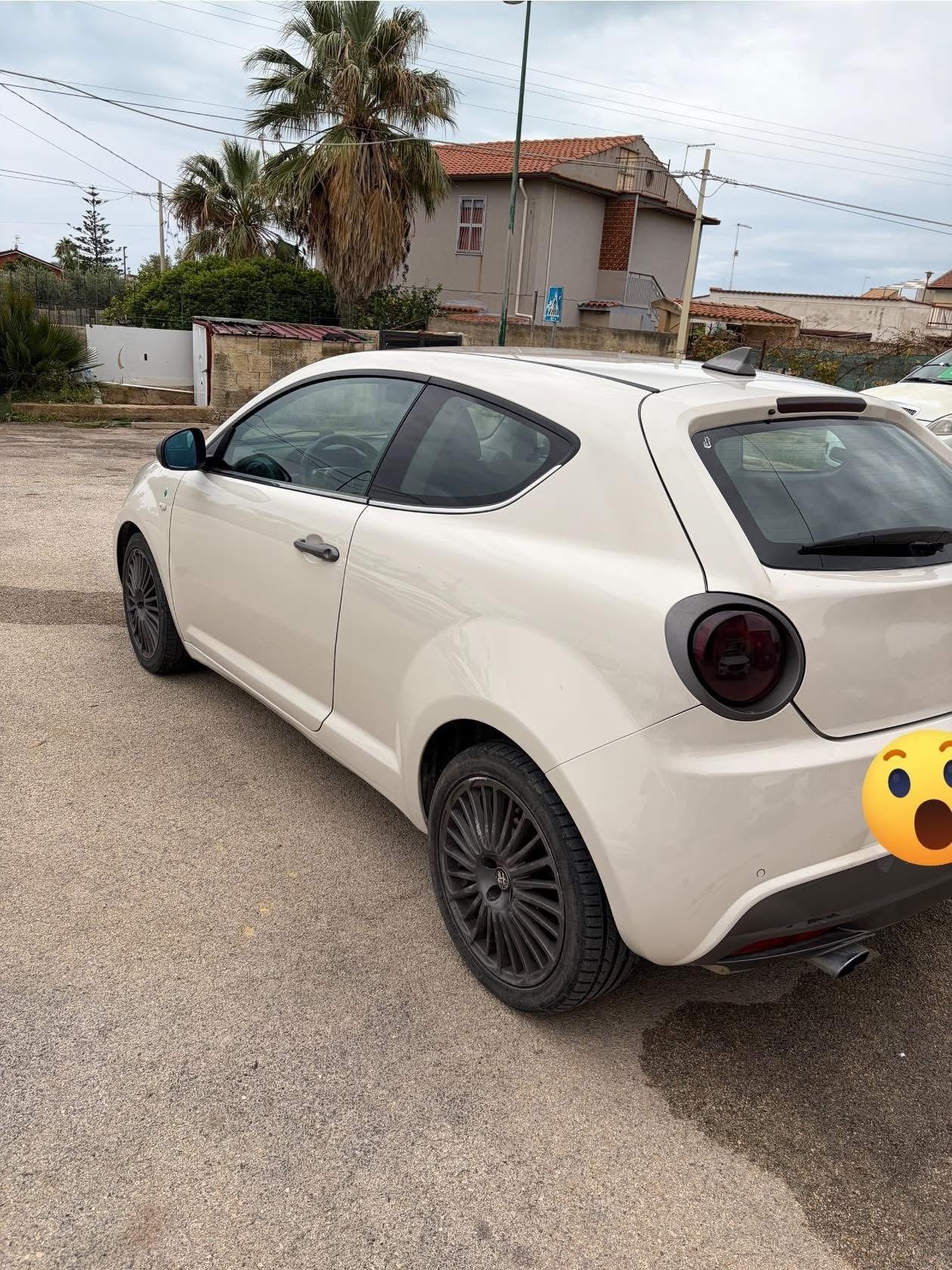 Alfa Romeo MiTo 1.6 JTDm 16V Distinctive Sport Pack