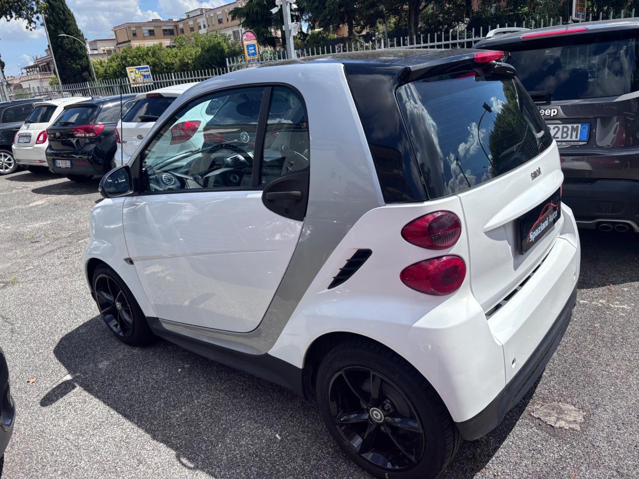 Smart ForTwo 1000 45 kW MHD coupé pure Teen II