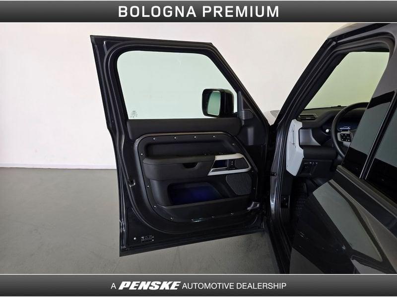 Land Rover Defender Defender 110 3.0D I6 200 CV AWD Auto SE