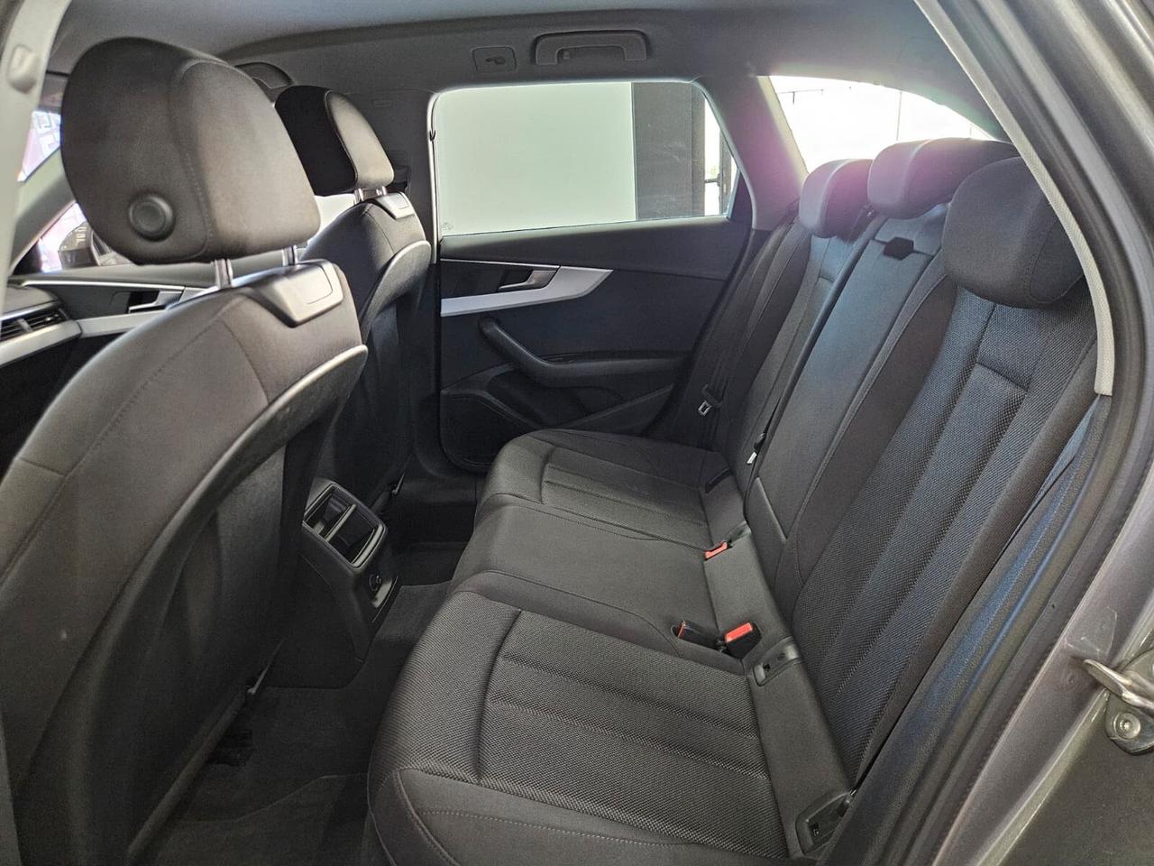 Audi A4 35 TDI/163 CV S tronic Business