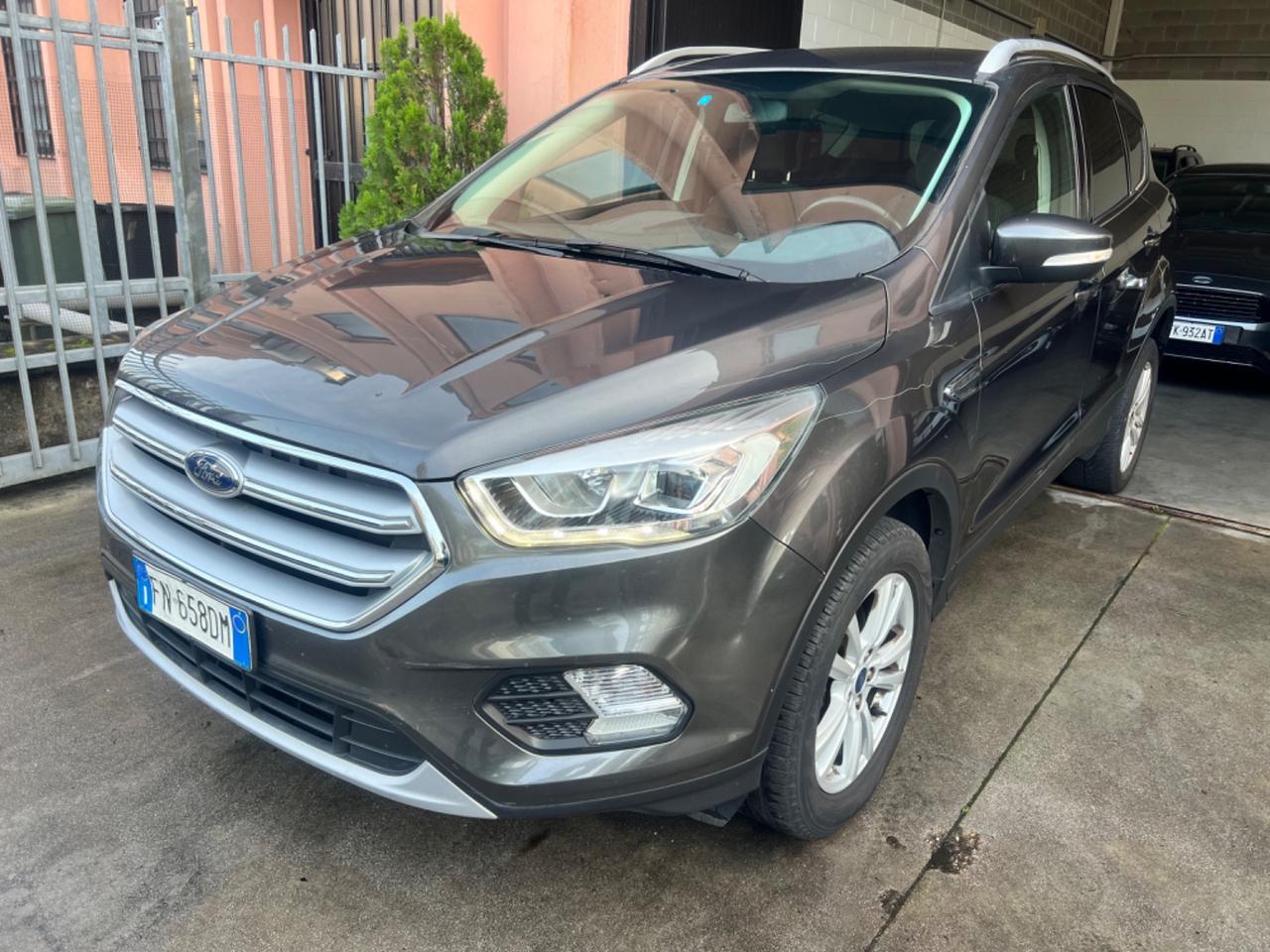 Ford Kuga 1.5 TDCI 120 CV S&S