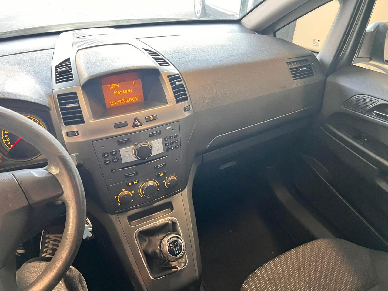 Opel Zafira 1.9 CDTI 101CV Cosmo