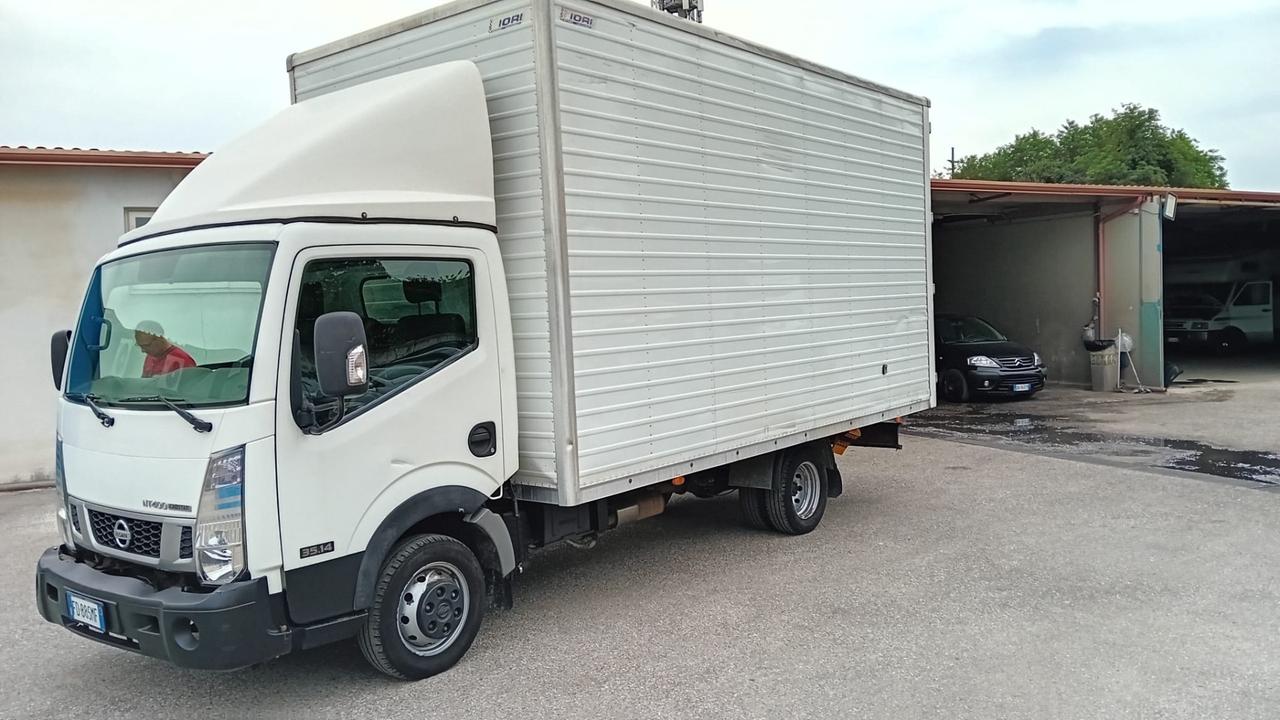 Nissan Cabstar Nissan cabstar nt 400/35.14-2.5 box/allum-2016