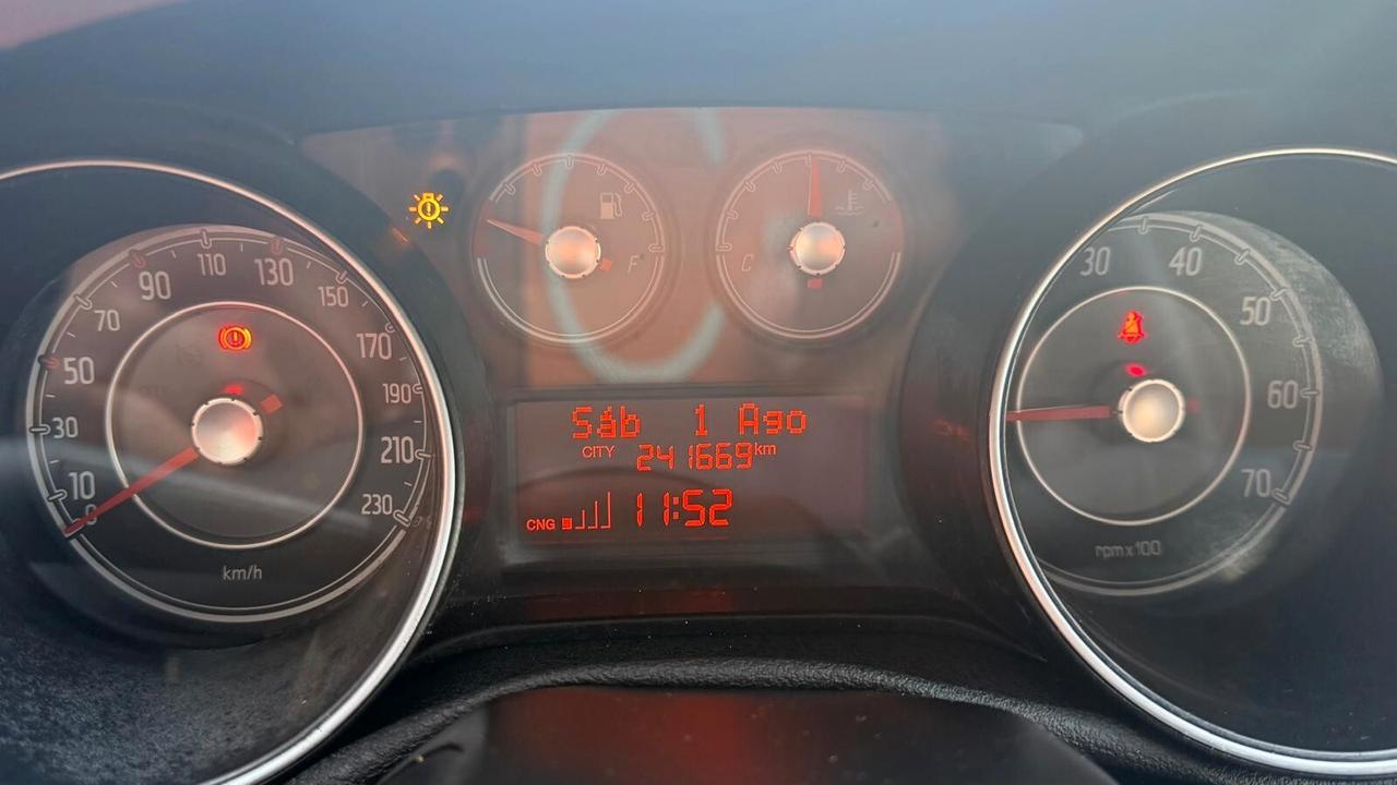 Fiat Punto Evo 1.4 3 porte Dynamic Natural Power