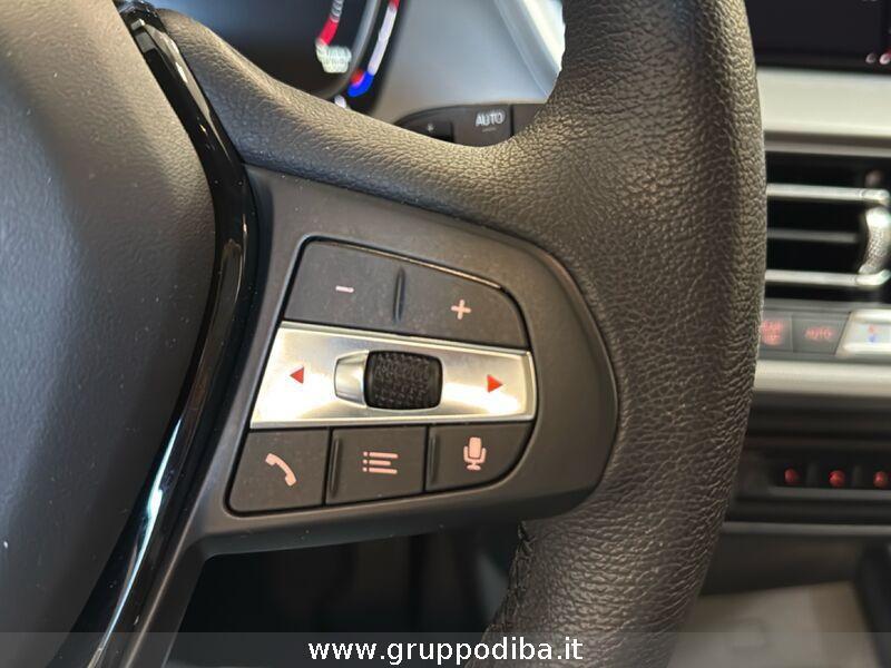 BMW Serie 1 F40 Diesel 116d Business Advantage