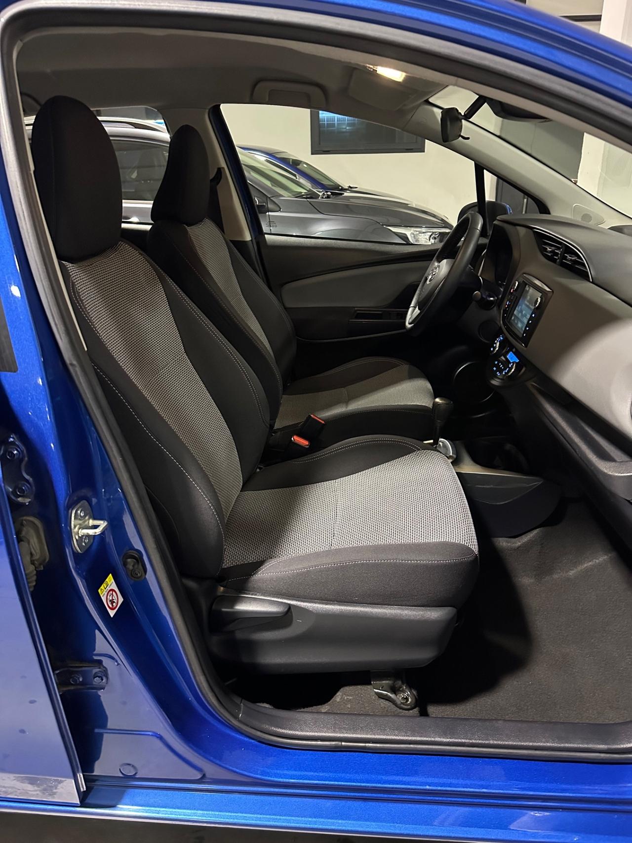 Toyota Yaris 1.5 Hybrid 5 porte Cool