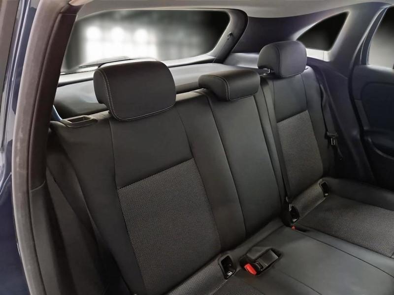 MERCEDES-BENZ GLA 200 d Automatic Business Extra