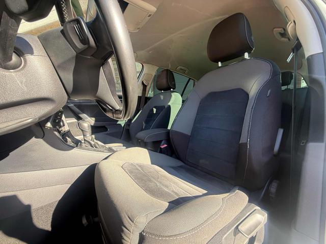 VOLKSWAGEN Golf Business 2.0 TDI DSG 5p. Highline BlueMotion Tech.