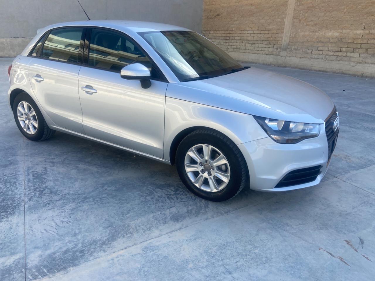 Audi A1 1.6 TDI 90 cv sportback 2014