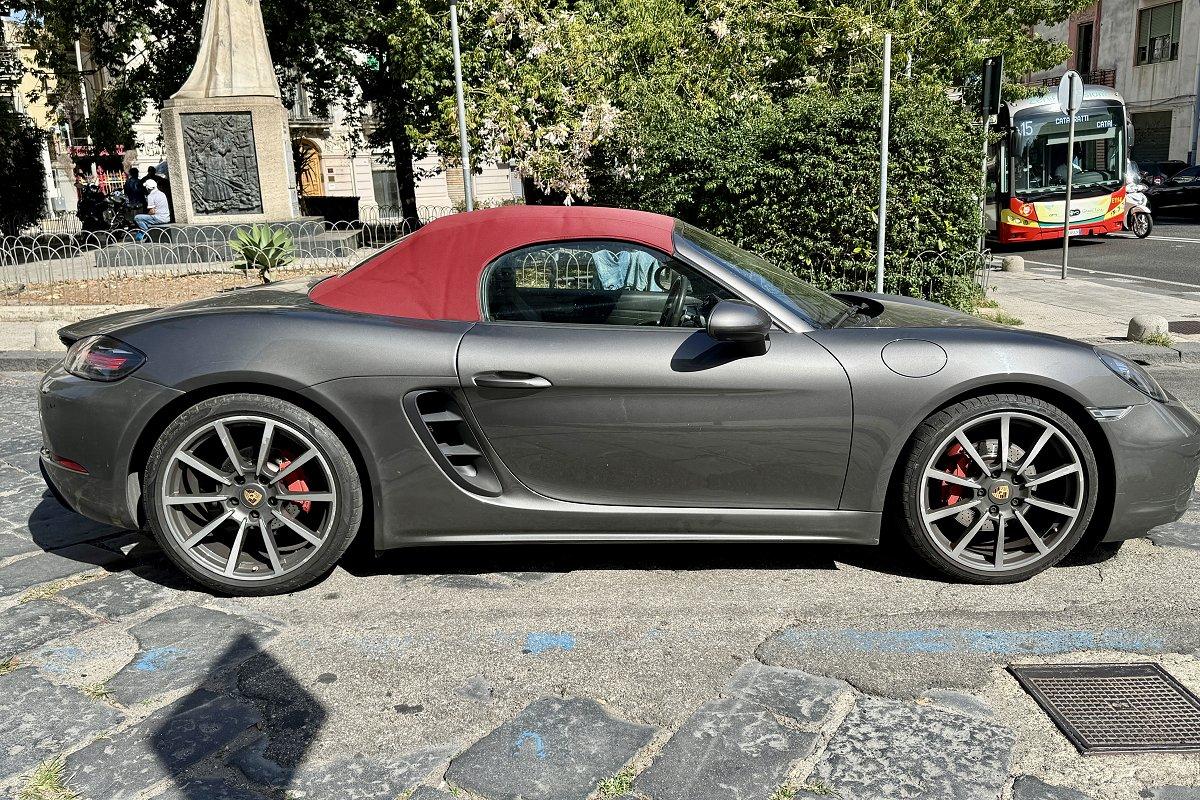 PORSCHE 718 Boxster 2.0