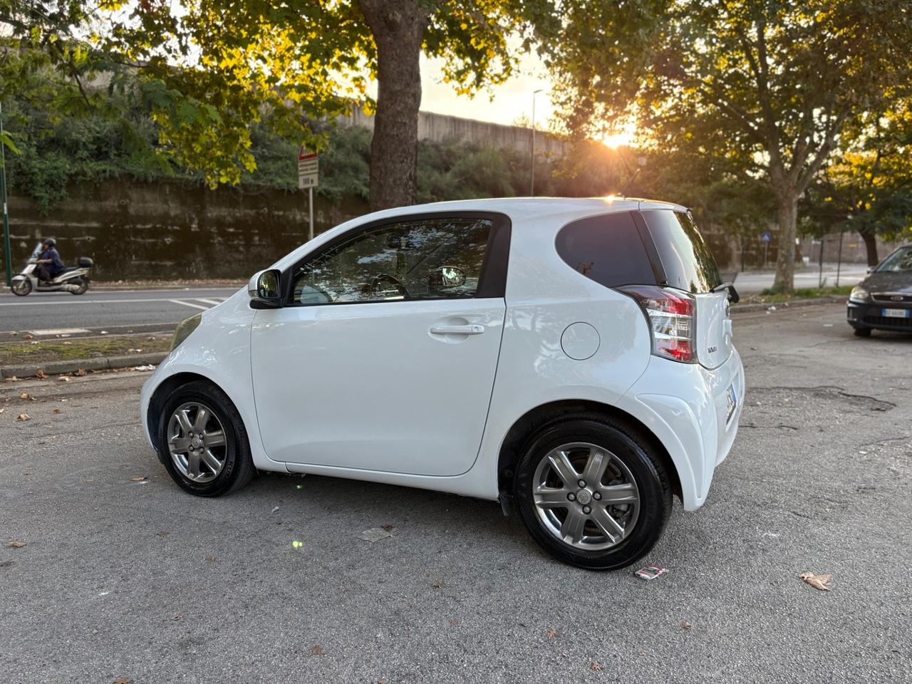 Toyota IQ Automatica 1.0 benzina 68cv