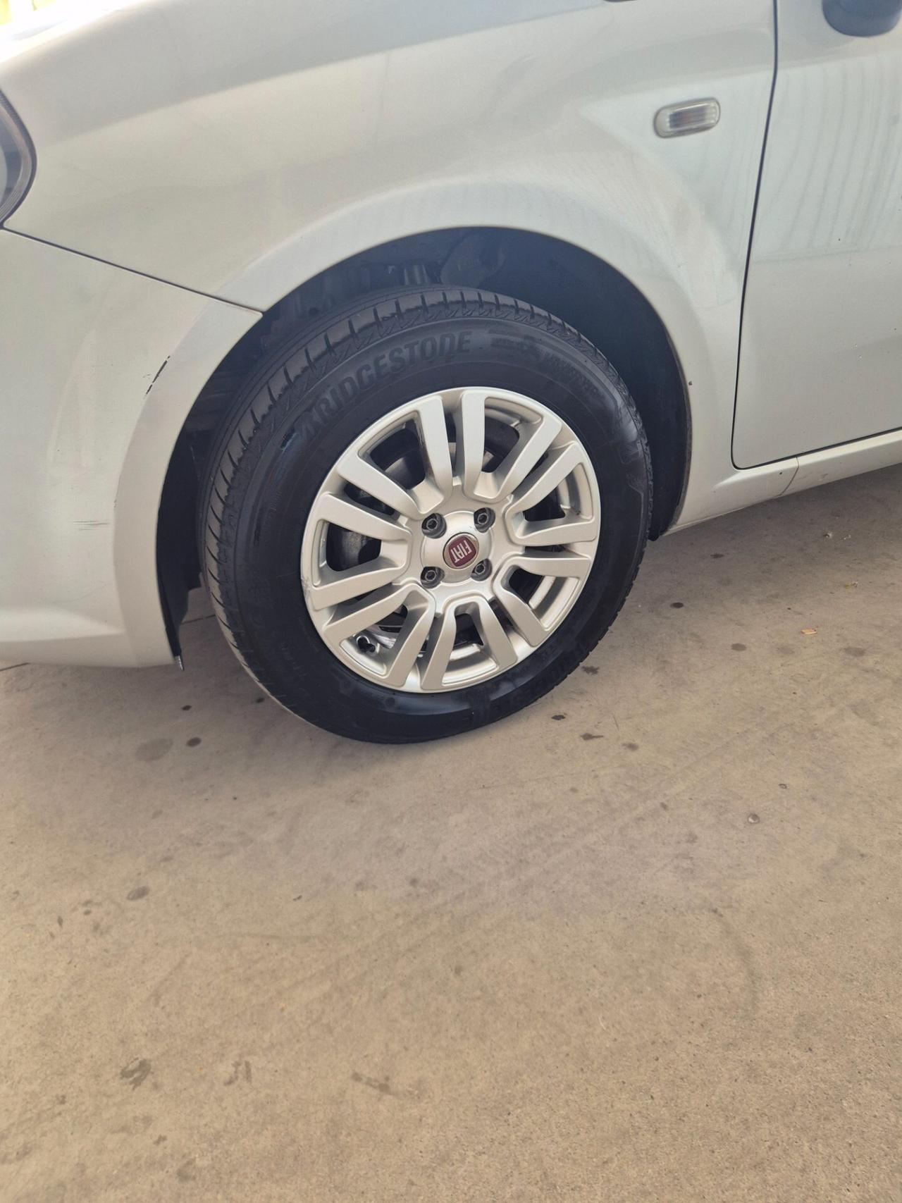 FIAT GRANDE PUNTO EURO 6 PERFETTA