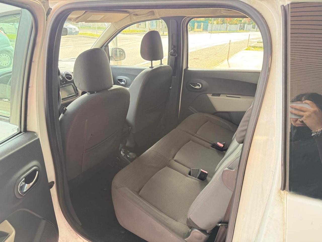 Dacia Lodgy 1.6 8V 85CV 5 posti Lauréate