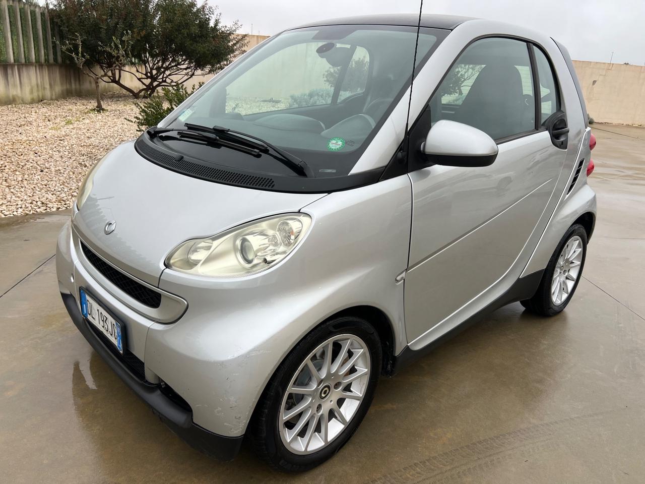 Smart ForTwo 1000 52 kW coupé passion