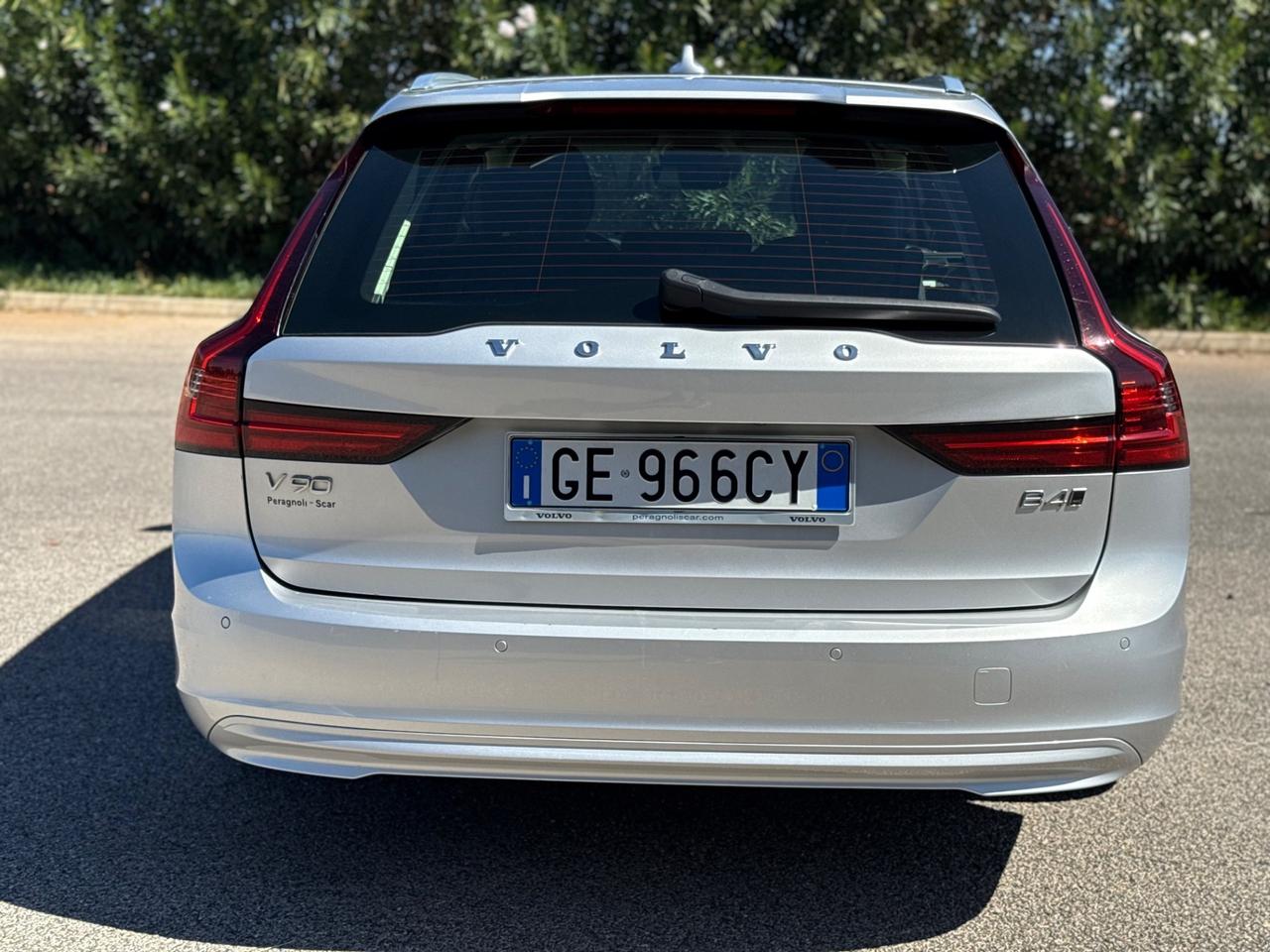 Volvo V90 B4 (d) Geartronic Momentum Business Pro