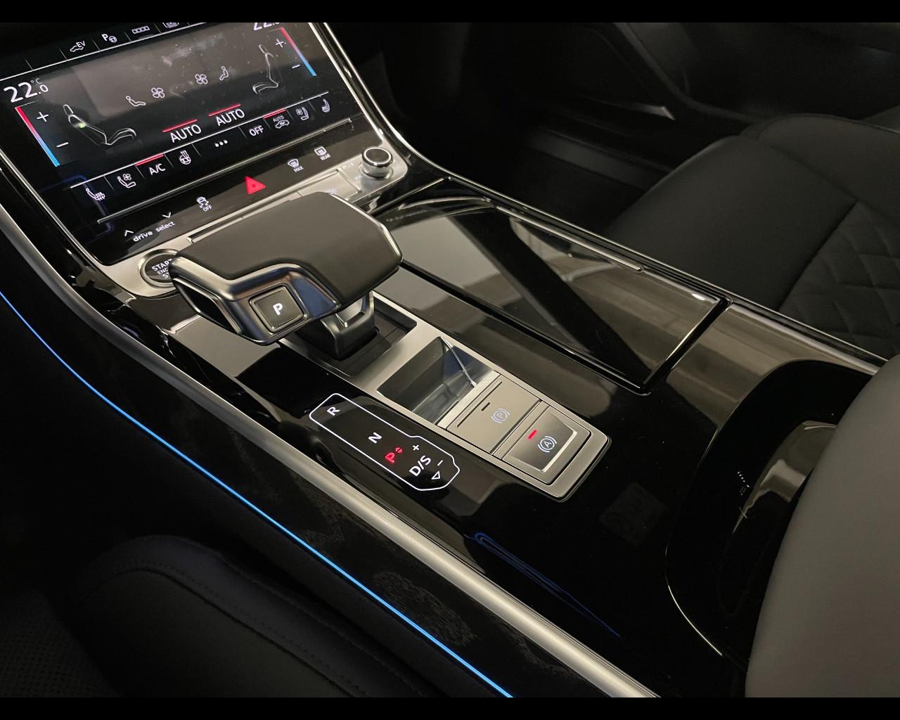 AUDI A8 A8 60 TFSI E QUATTRO TIPTRONIC MY 21