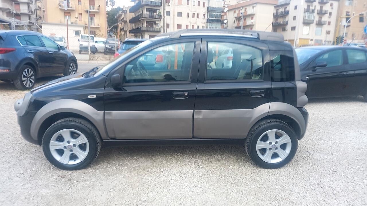 Fiat Panda 1.3 MJT 16V 4x4 Cross