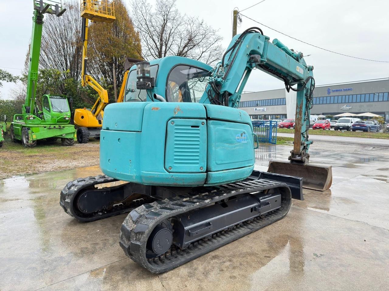 Mini escavatore KOBELCO SK70SR (70 Q.LI)