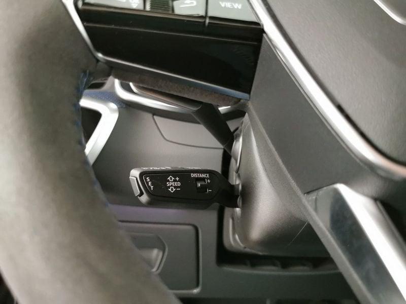 Audi A6 RS6 Avant 4.0 mhev performance quattro tiptronic