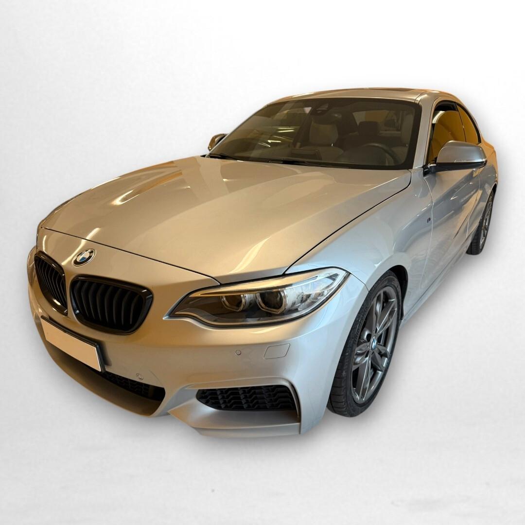 BMW M235i Coupé – 326CV – Tetto apribile – Cambio automatico –